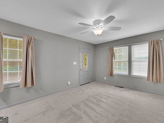 4th image of 393 N Red Rock Rd
