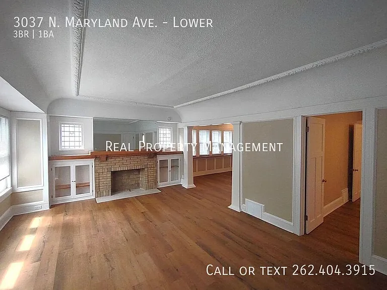 3037 N Maryland Ave — Photo 2