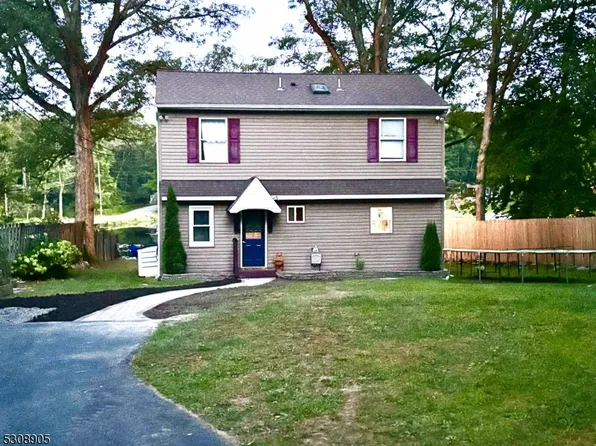 931 Plymouth Lake Drive, Stillwater Twp., NJ 07860