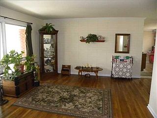 5th image of 7347 E 56th St
