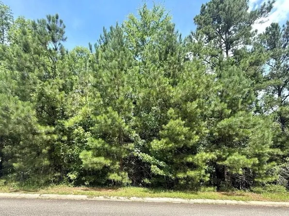 1016 Lyndon Dr, Lancaster, SC 29720
