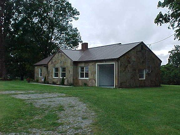 3rd image of 7831 Crossville Hwy