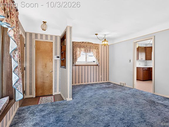 5th image of 4025 17th St