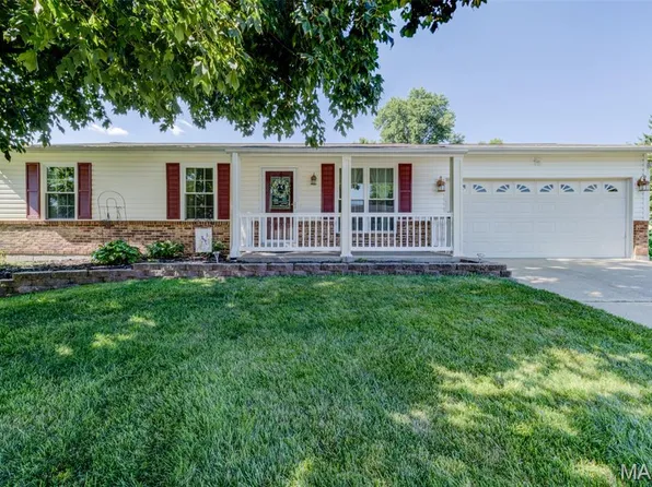 3017 Valley Vista Dr S, Saint Peters, MO 63376