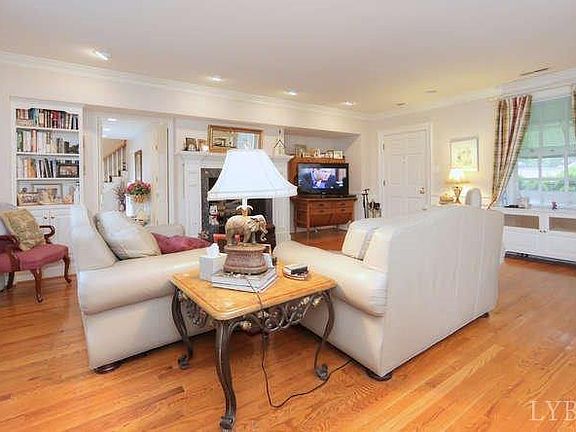 5th image of 3800 Peakland Pl