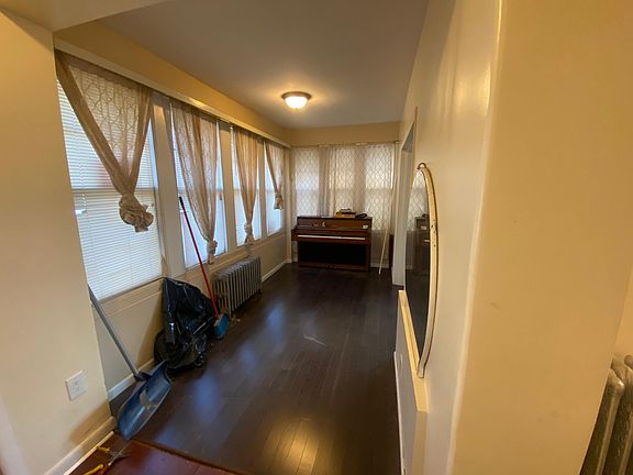 5th image of 319 Beach 70th St Floor 2