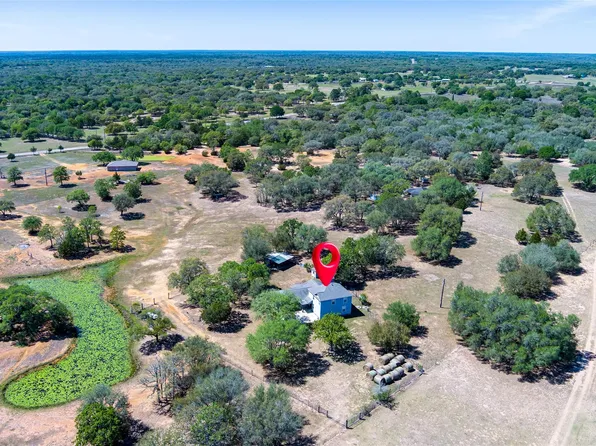 825 County Road 119, Hallettsville, TX 77964