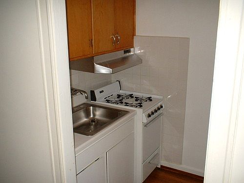 4th image of 5442 N Winthrop Ave APT 3E