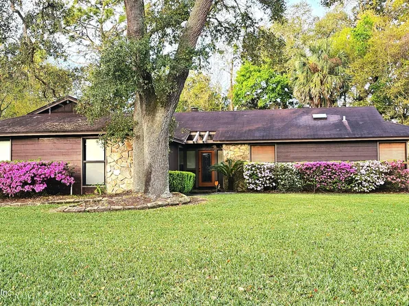 900 GRAPE Lane, St. Johns, FL 32259