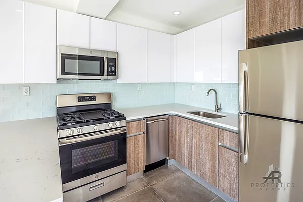 Rented by A&R Properties Group LLC | media 6