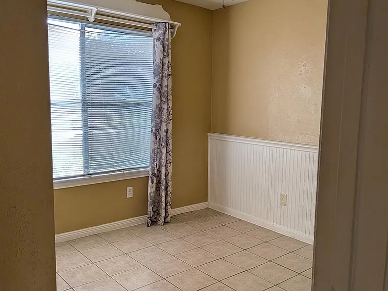 6826 Heather Hollow Dr — Photo 7
