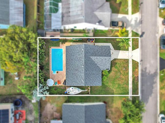 3rd image of 5235 Edgewood Drive
