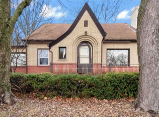 1425 N Florissant Rd, Saint Louis, MO 63135