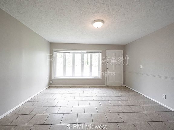 4th image of 5925 Sunwood Dr