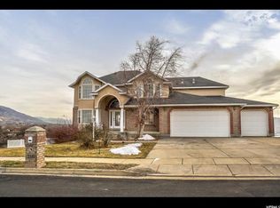 2188 E Canyon View Dr, Layton, UT 84040