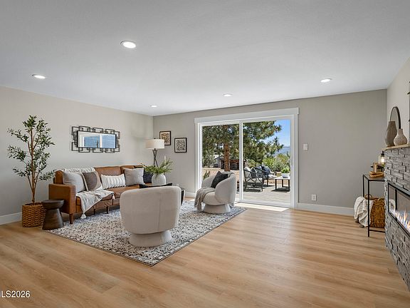 4th image of 4100 Woodcock Way