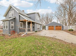 635 Harmony Ln SW, Hutchinson, MN 55350