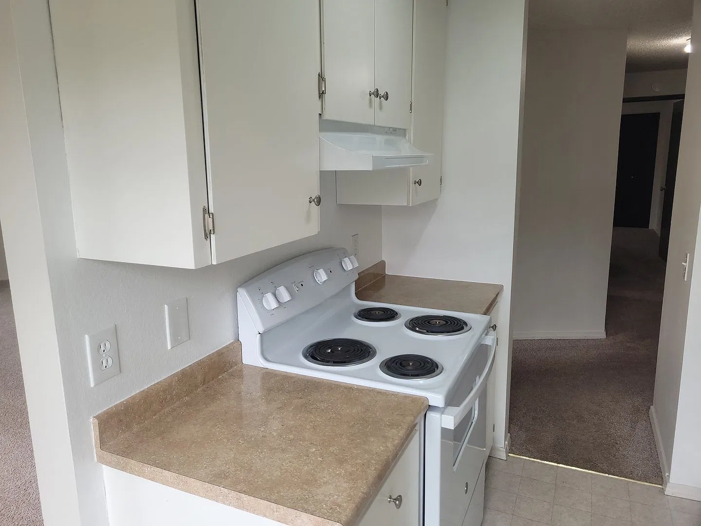 Ravenna Place Apartments — Photo 3
