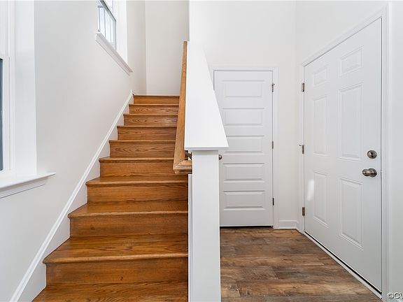 3rd image of 4159 Northridge St #5b