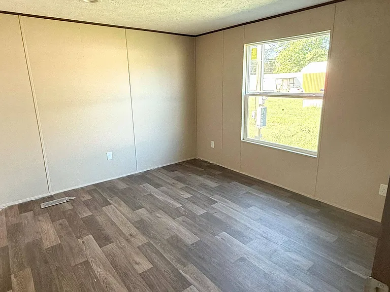 2081 Oakshire Rd #19 — Photo 9