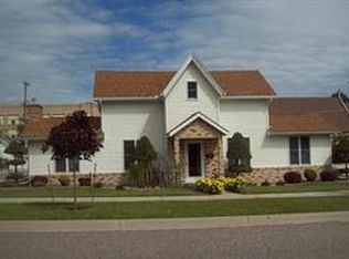 113 W Carroll St, Portage, WI 53901