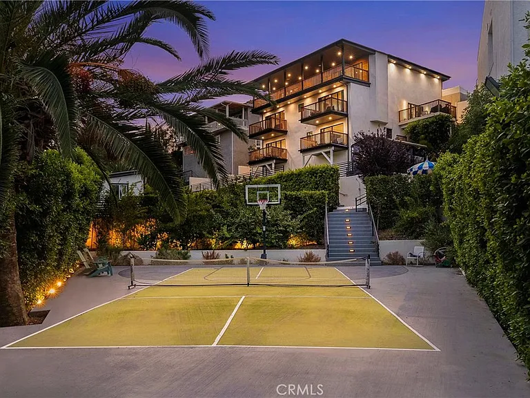 5150 Campo Rd — Photo 1