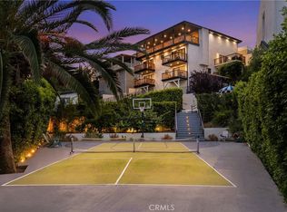 5150 Campo Rd, Woodland Hills, CA 91364
