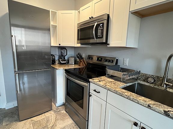 5th image of 360 B St Unit 201