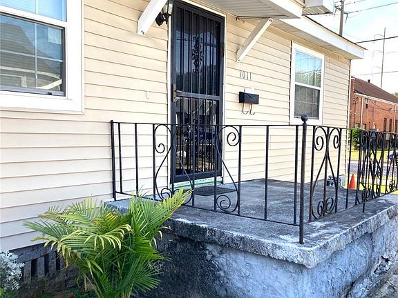 3rd image of 3011-13 Frenchmen St