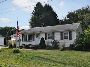 80 Alden Dr, West Warwick, RI 02893