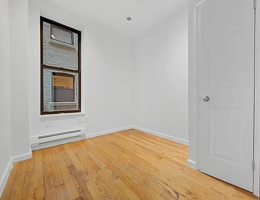 Rented by REAL New York | media 17