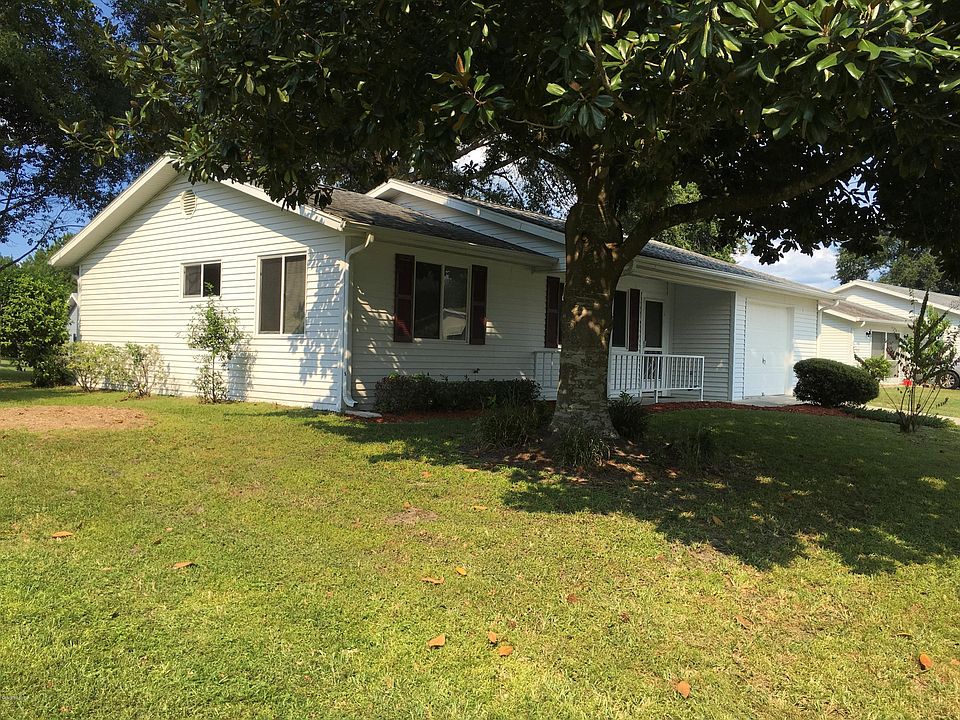 2nd image of 8101 SW 109th Place Rd
