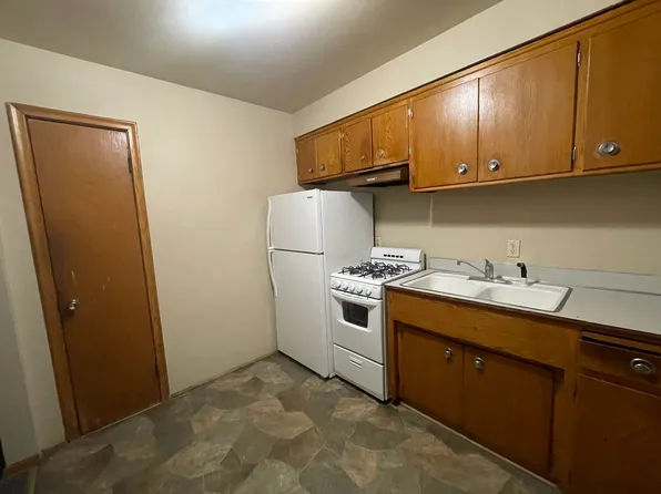 616 Ivy Ave E, Saint Paul, MN