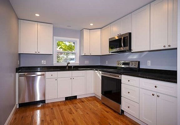 2nd image of 50 Grant St