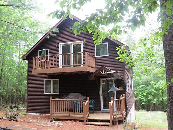 3rd image of 44 Bruin Ln