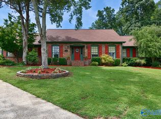 2808 Bentley St SE, Huntsville, AL 35801