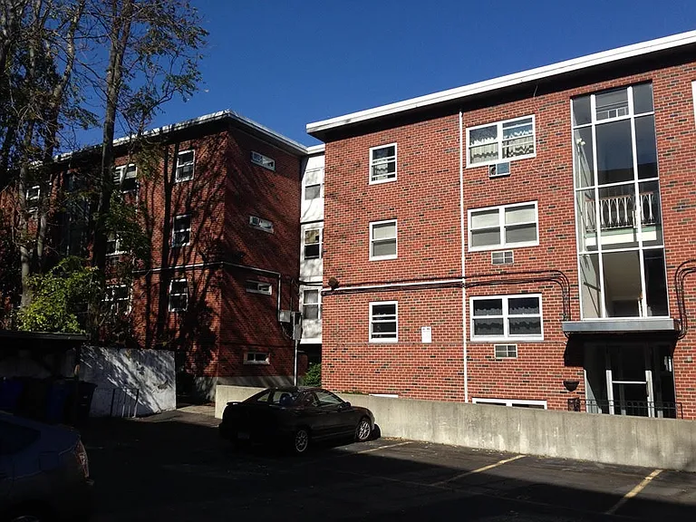 9 Commonwealth Ct #2 — Photo 11