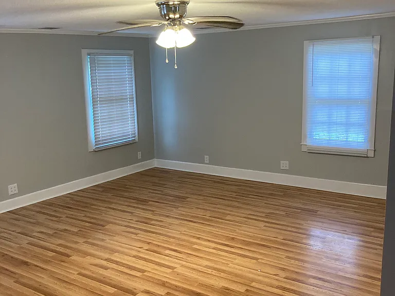 904 S Washington Ave — Photo 13