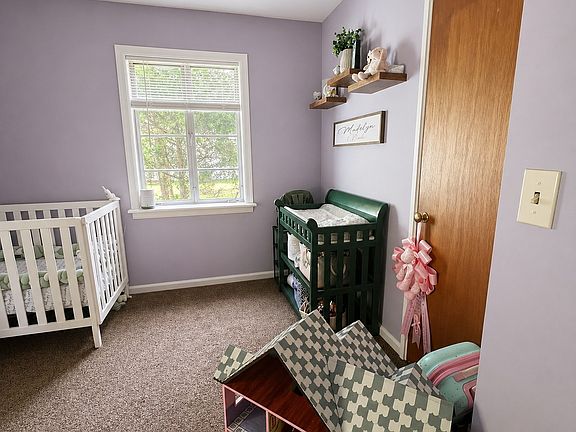 5th image of 3881 Frasier St