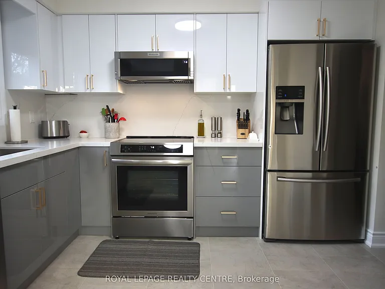 540 Cavell Dr — Photo 10