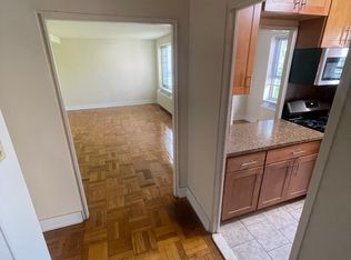 (Undisclosed Address), Fresh Meadows, NY 11365