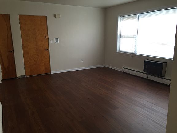 Living room 2
