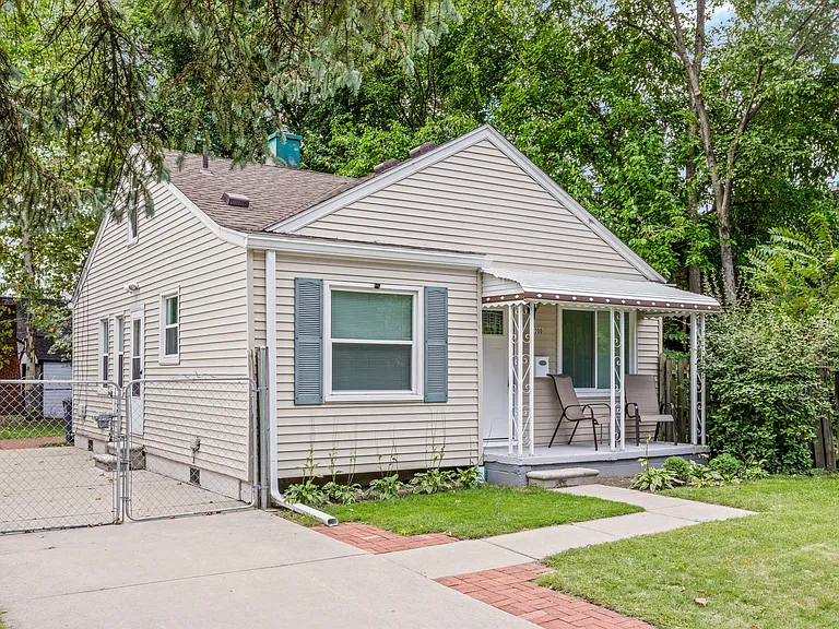 2200 Guthrie Ave — Photo 3