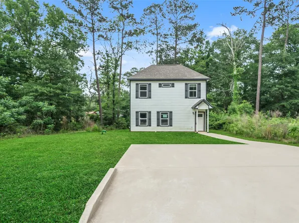 126 Indian Creek Cir, Willis, TX 77378