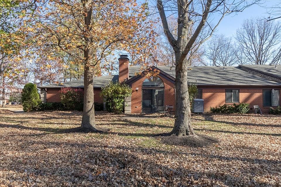 2207 Oak Run Pl, Indianapolis, IN 46260 Zillow