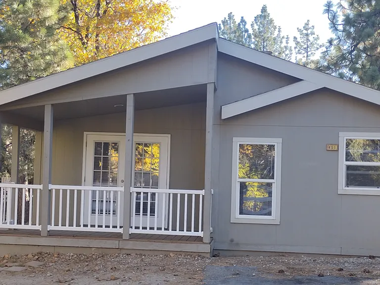 455 Kern Ave — Photo 5