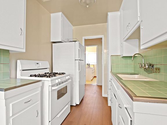 4th image of 500 California Ave APT 20
