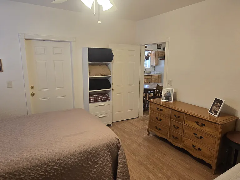 5406 Willow Ave — Photo 10