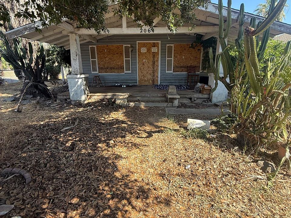 1st image of 2064 3rd St