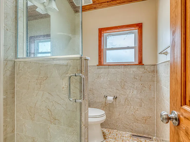 826 Dune Rd — Photo 22